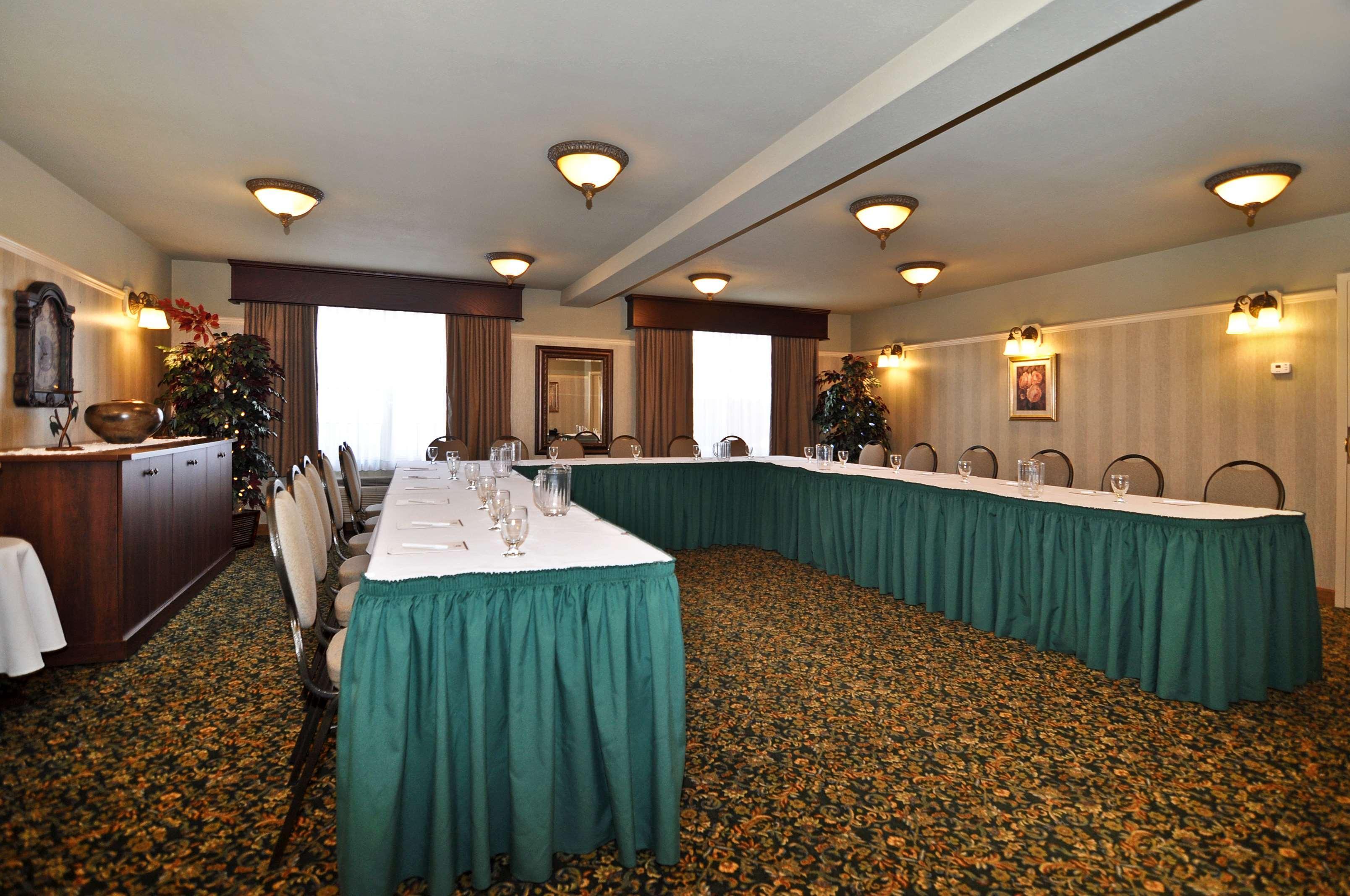 Best Western Plus Grand-Sault Hotel & Suites Экстерьер фото