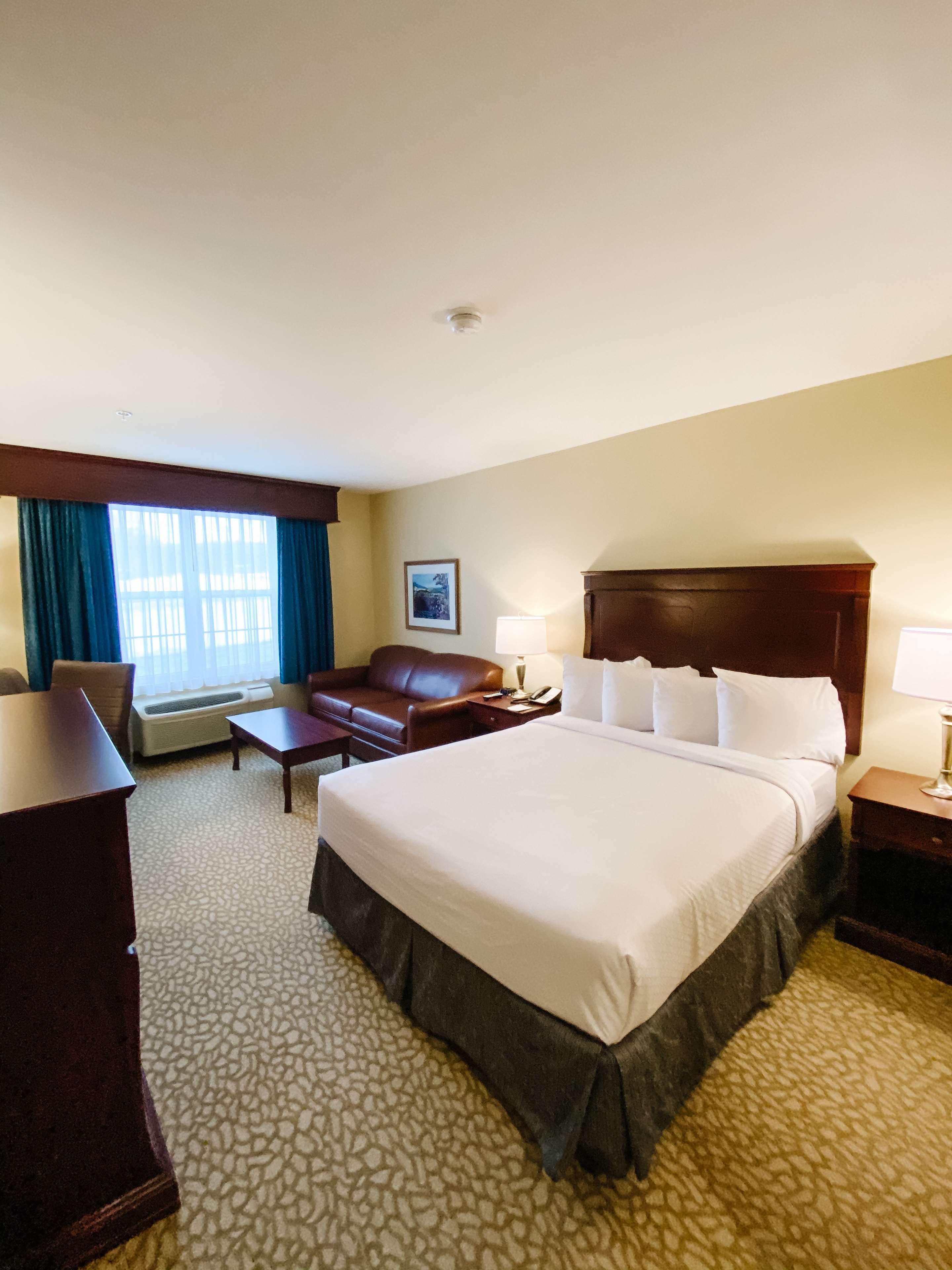 Best Western Plus Grand-Sault Hotel & Suites Экстерьер фото